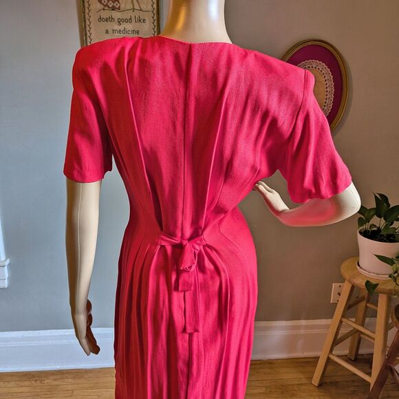 Vintage 90s Scarlett Red Midi Dress Pearl Button Front Shoulder Pads Size 3/4 - Picture 9 of 10